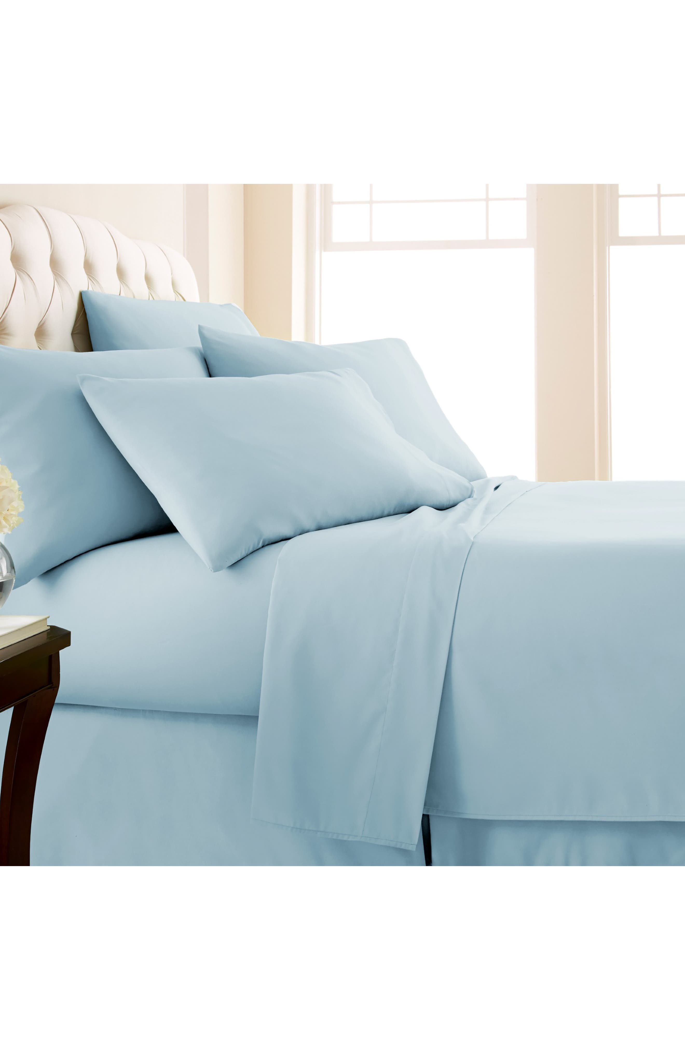 LIGHT BLUE
