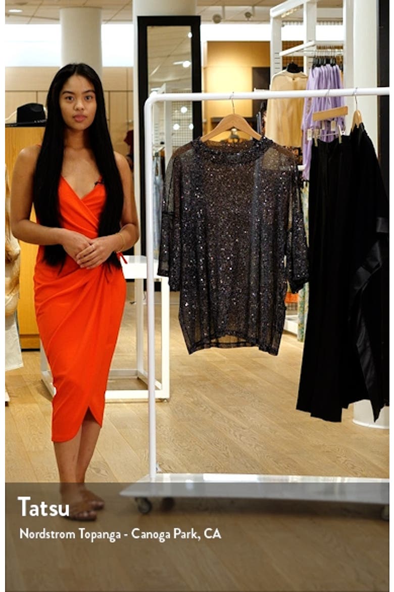 Curve Glitter Mesh T-Shirt video