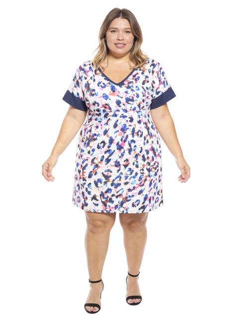 Plus Size Abstract Short Sleeve Knee Length T-Shirt Dress