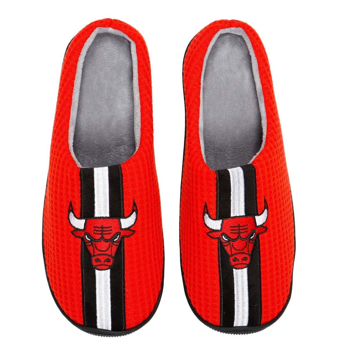 FOCO Men's FOCO Red Chicago Bulls Team Stripe Memory Foam Slide Slippers, Main, color, 