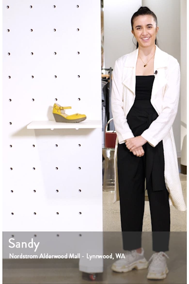 Yuna Wedge Pump video