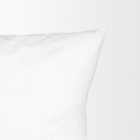 18 x 18 Non-Allergen Pillow insert