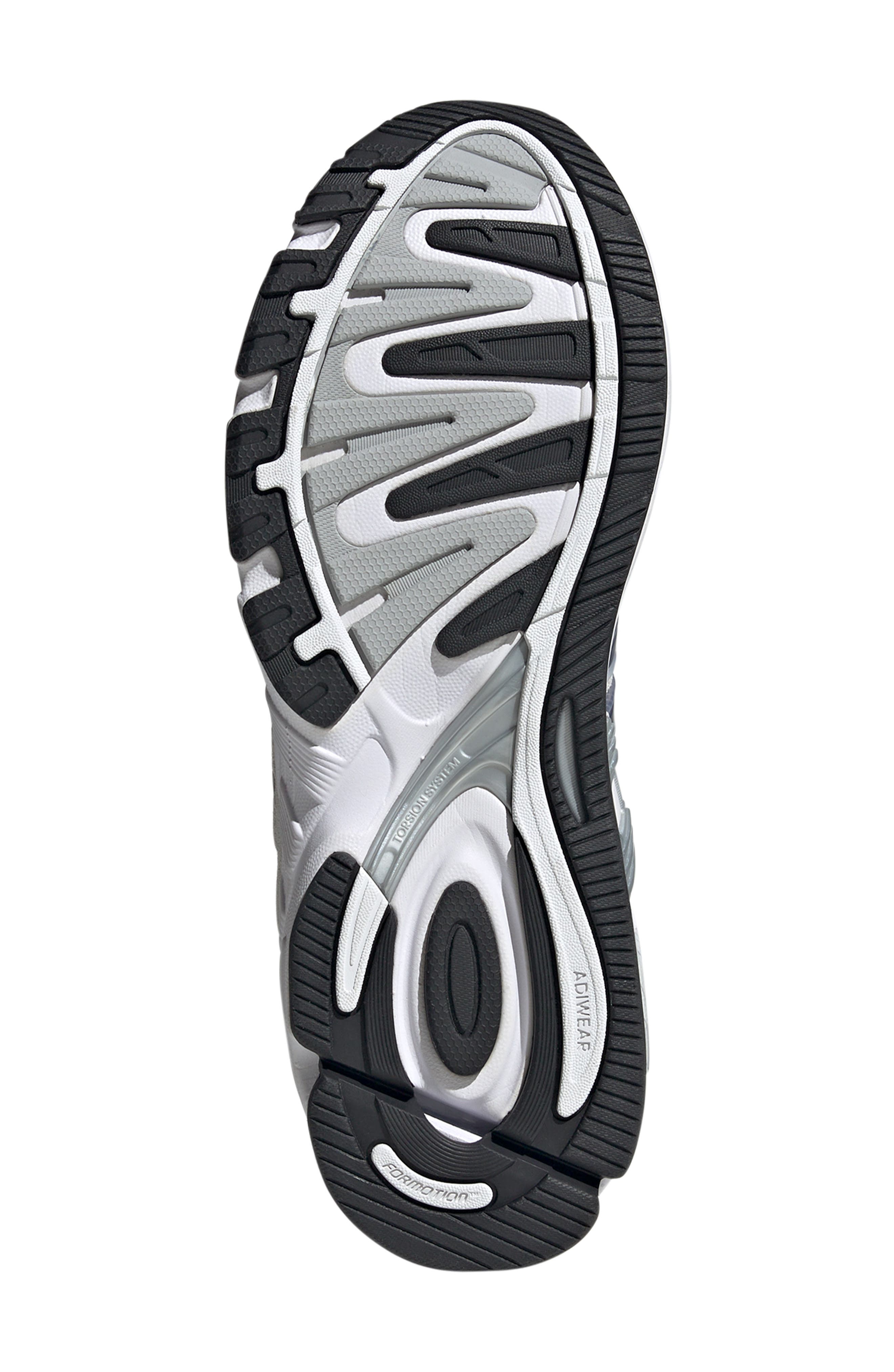 adidas Gender Inclusive Response CL Sneaker, Alternate, color, 