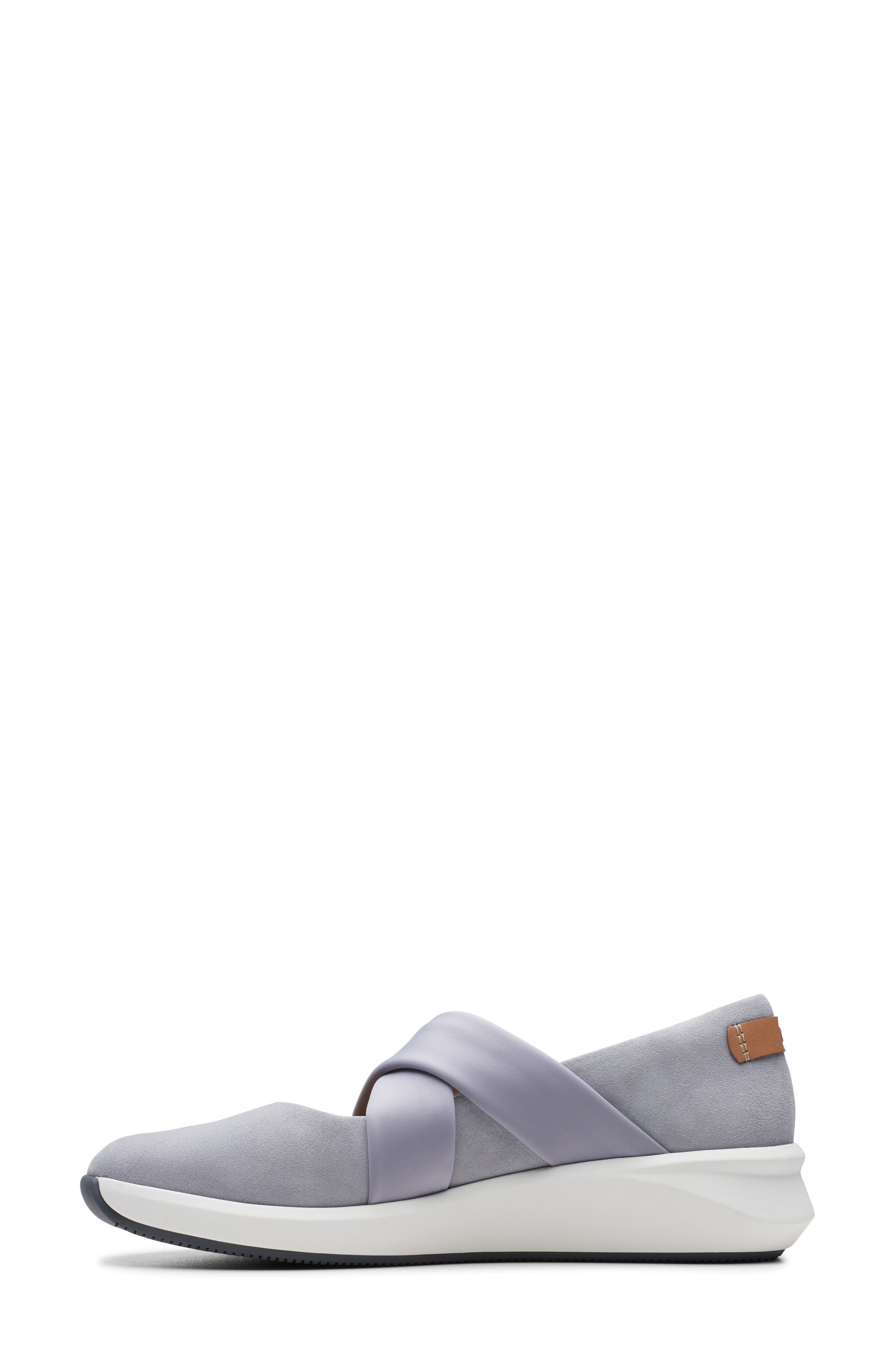 Un Rio Cross Sneaker, Alternate, color, LIGHT GREY SUEDE