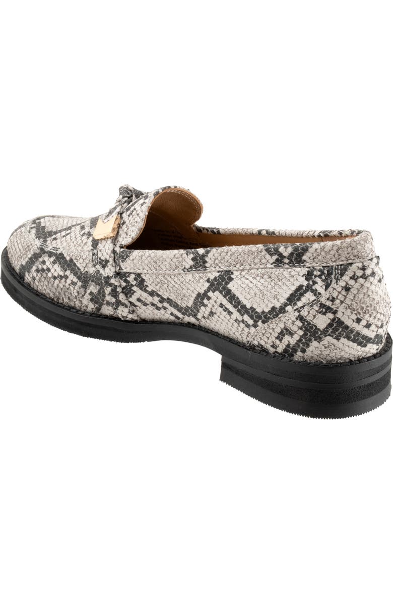 Trotters Femi Loafer, Alternate, color, Blk/White Sn