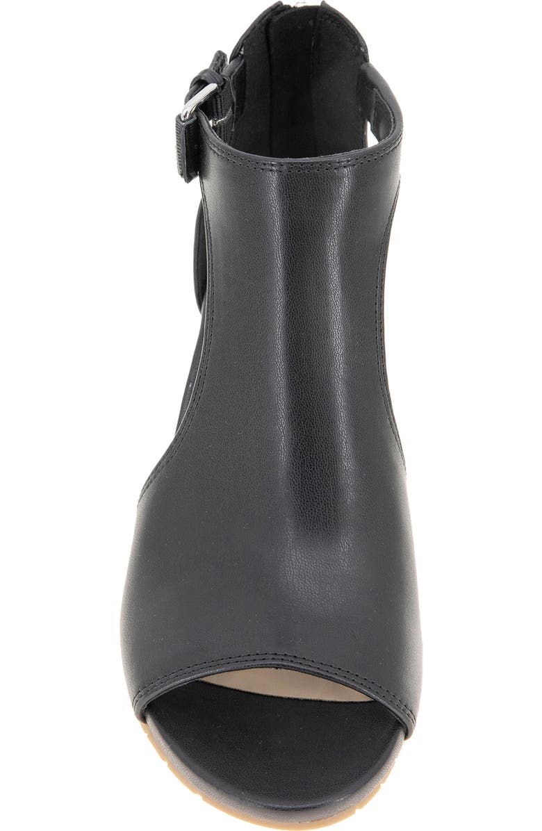 Reaction Kenneth Cole Gracie Wedge Sandal, Alternate, color,