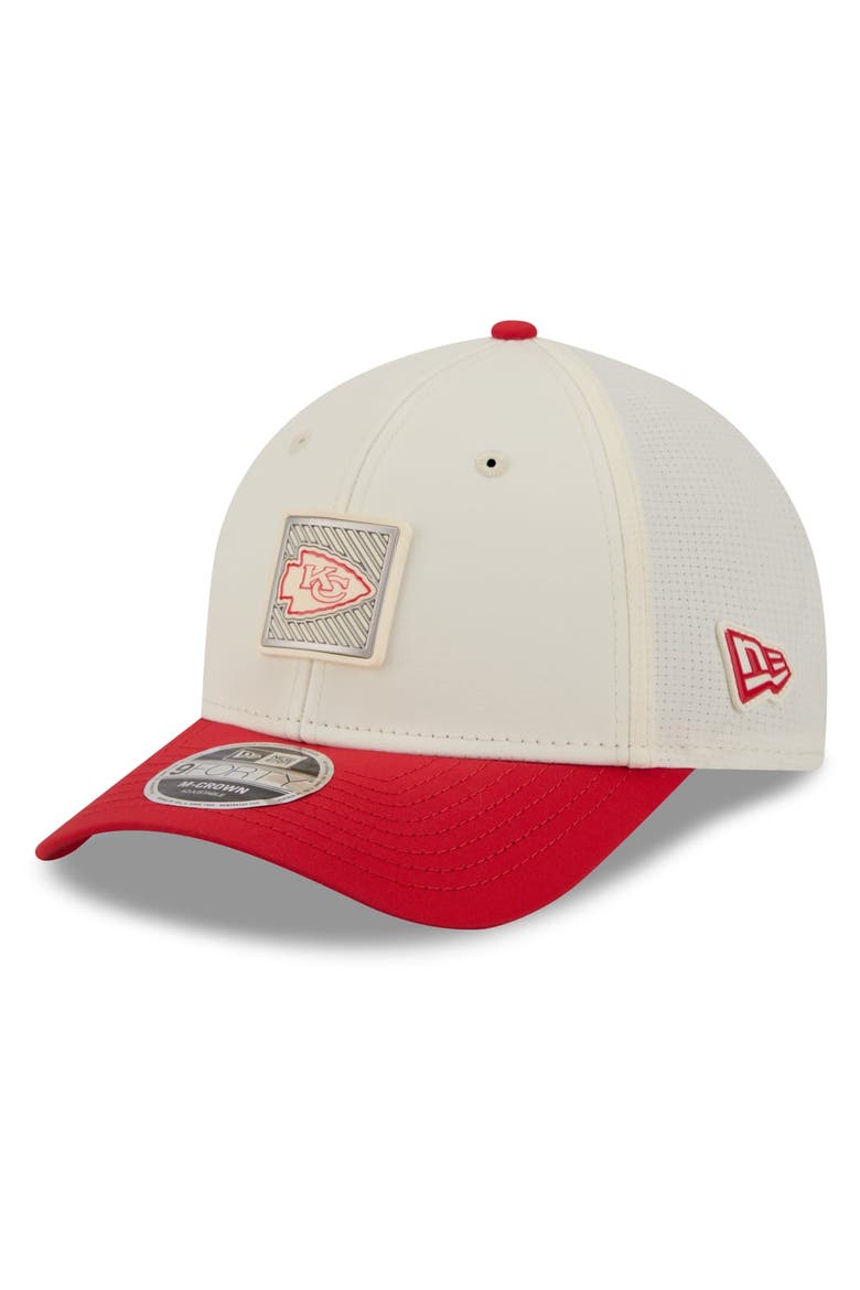Men's New Era  Cream/Red Kansas City Chiefs 2026 NFL Training Camp 9FORTY Adjustable Hat, Alternate, color, Cream