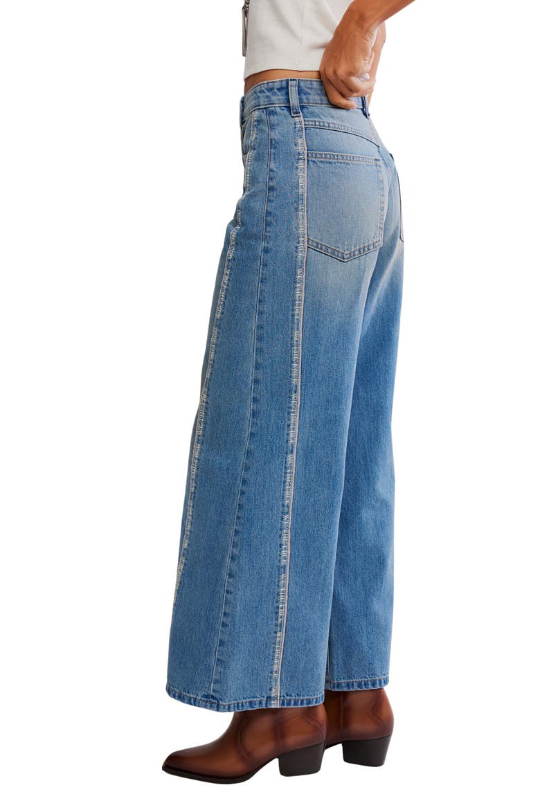 On the Edge Wide Leg Jeans, Alternate, color, TIPPING POINT