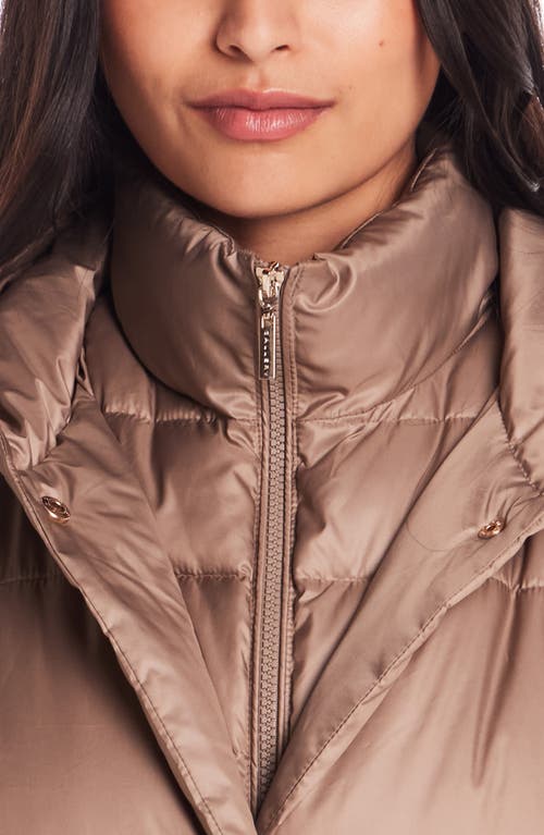 Gallery Hooded Puffer Jacket In Brown