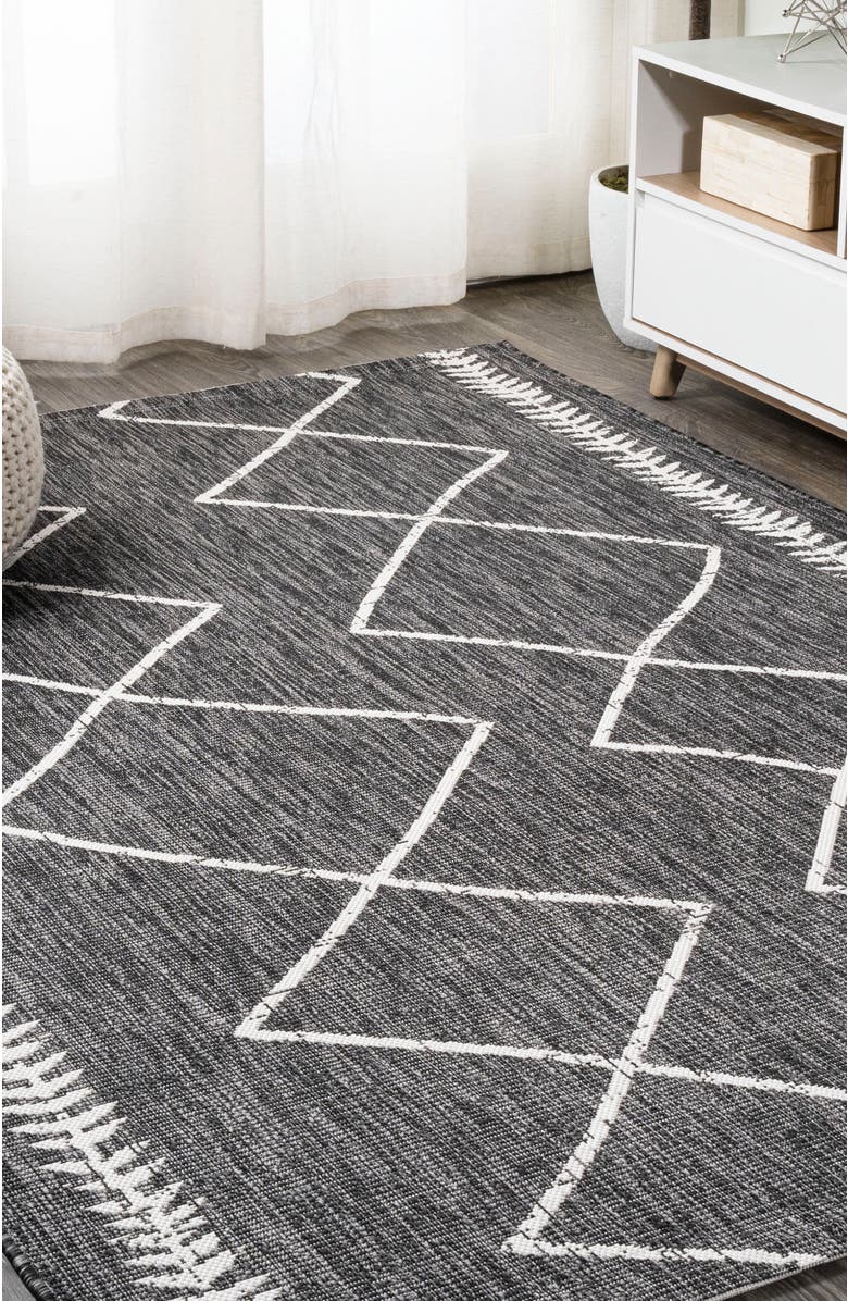 JONATHAN Y Derya  Diamond Trellis Indoor/Outdoor Area Rug, Alternate, color, Black/Ivory
