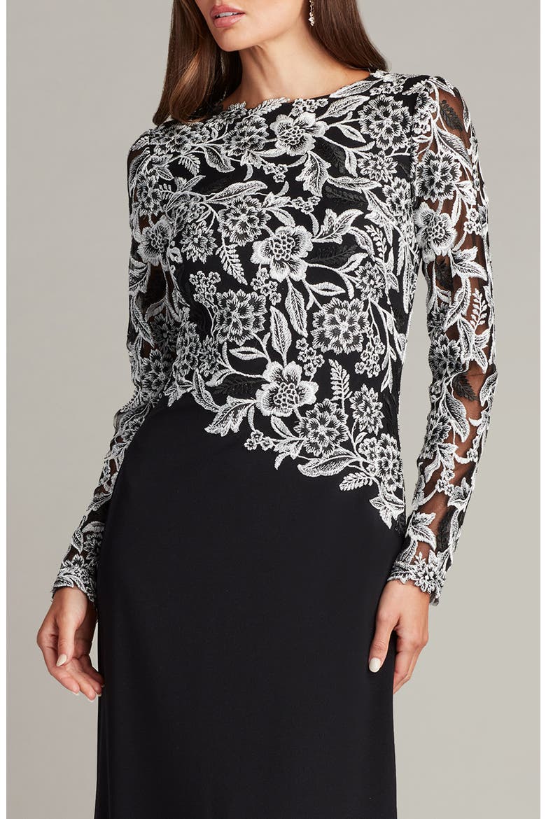 Sequin Lace Long Sleeve Crepe Gown, Alternate, color, IVORY/ BLACK