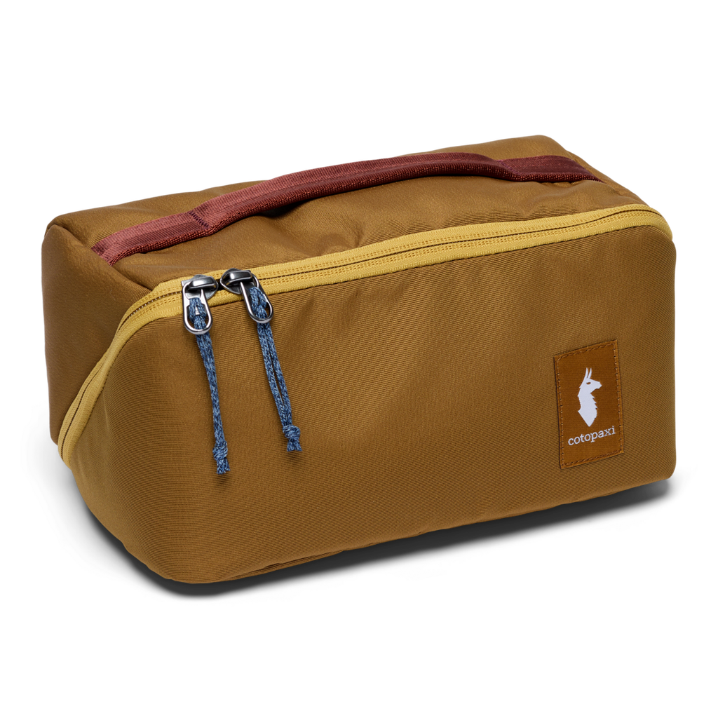 Cotopaxi Viaje Toiletry Kit In Brown