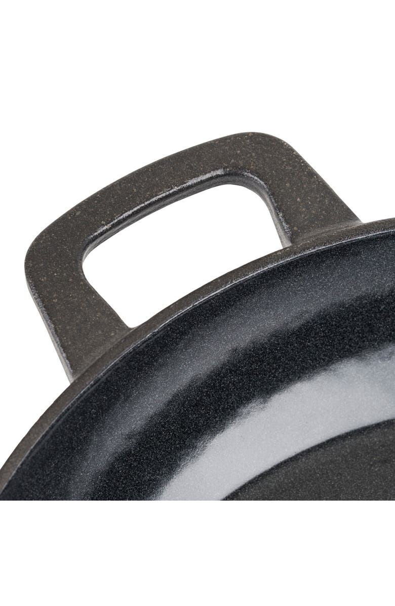 10.5-Inch Cast Iron Chef's Pan with Spouts