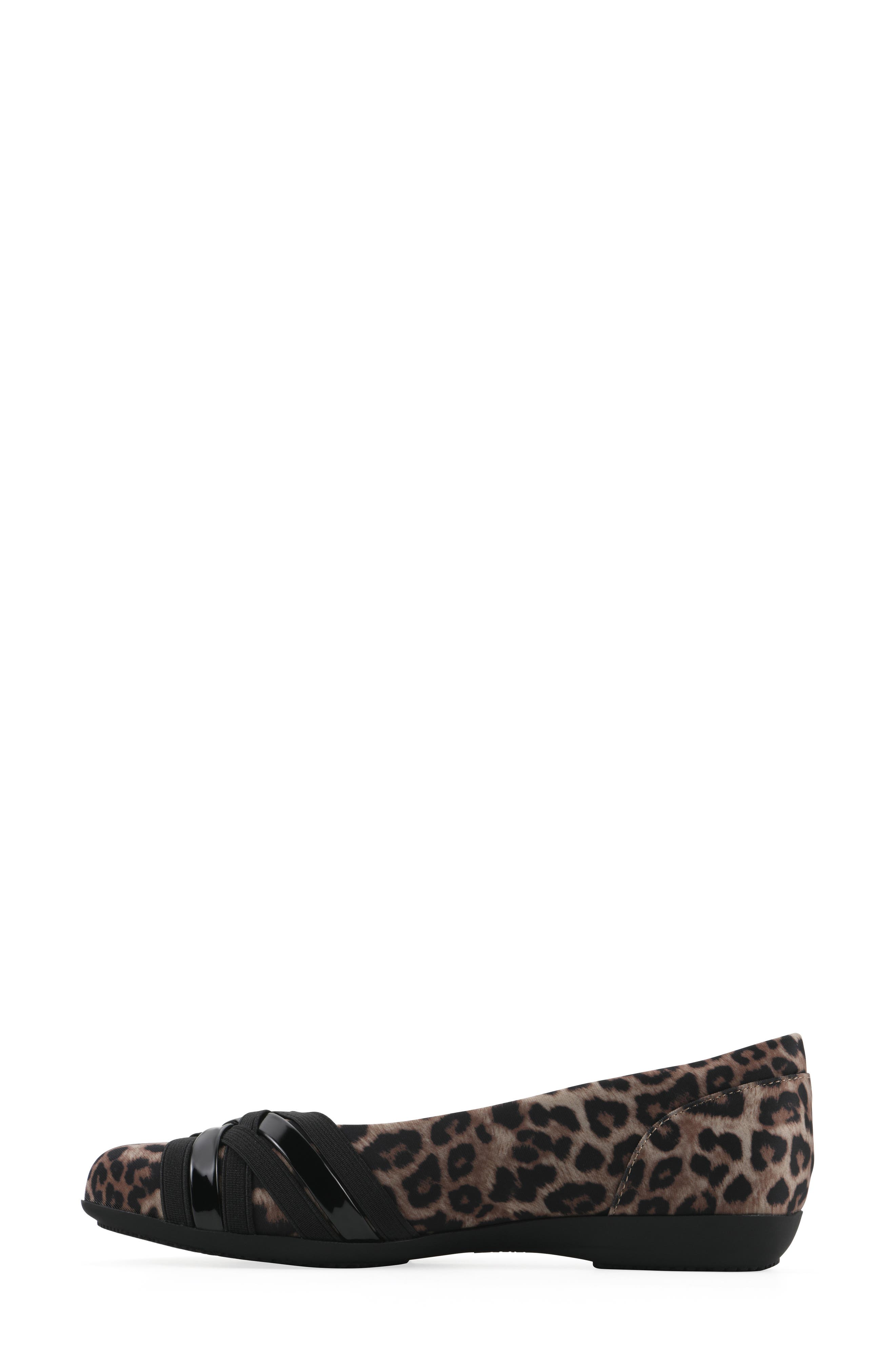 Chic Flat, Alternate, color, TAN/ LEOPARD/ NYLON