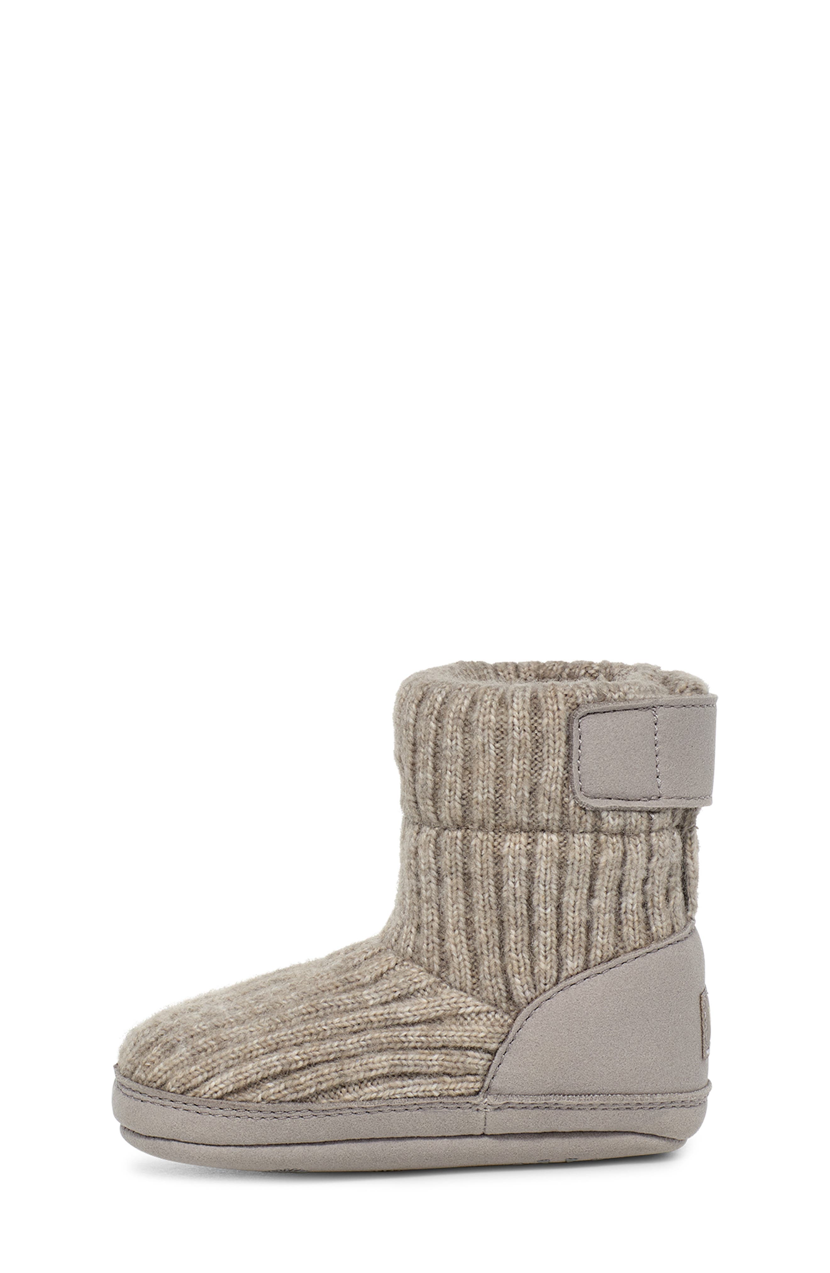 Skyler Bootie & Beanie Set