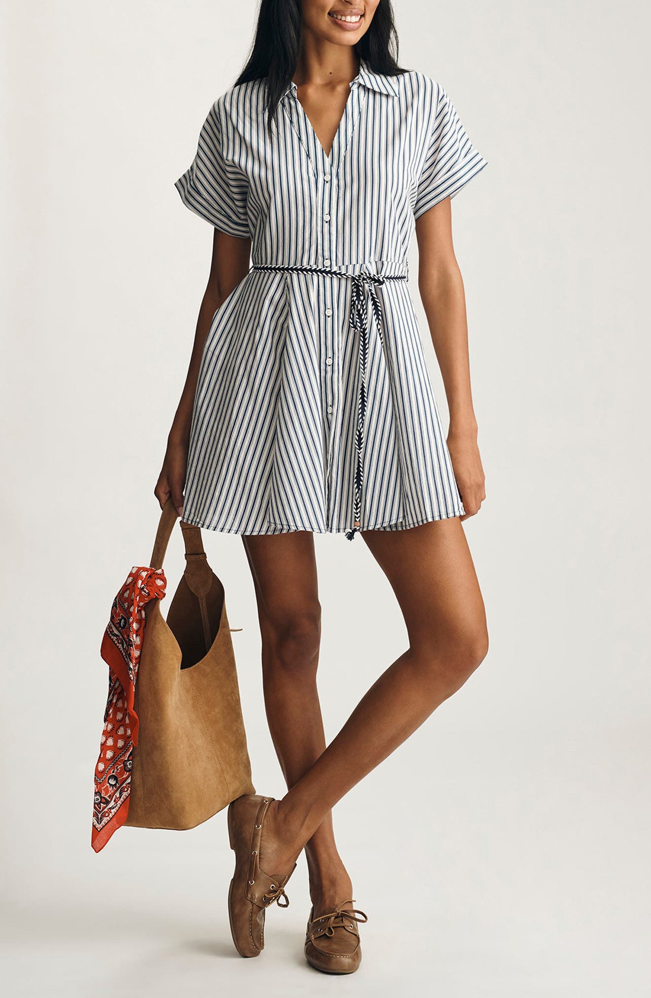 selected NAVY STRIPE PRINT