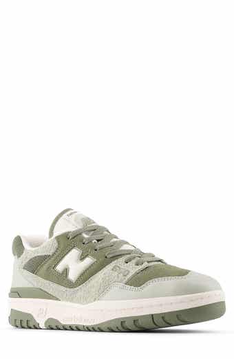 550 Basketball Sneaker