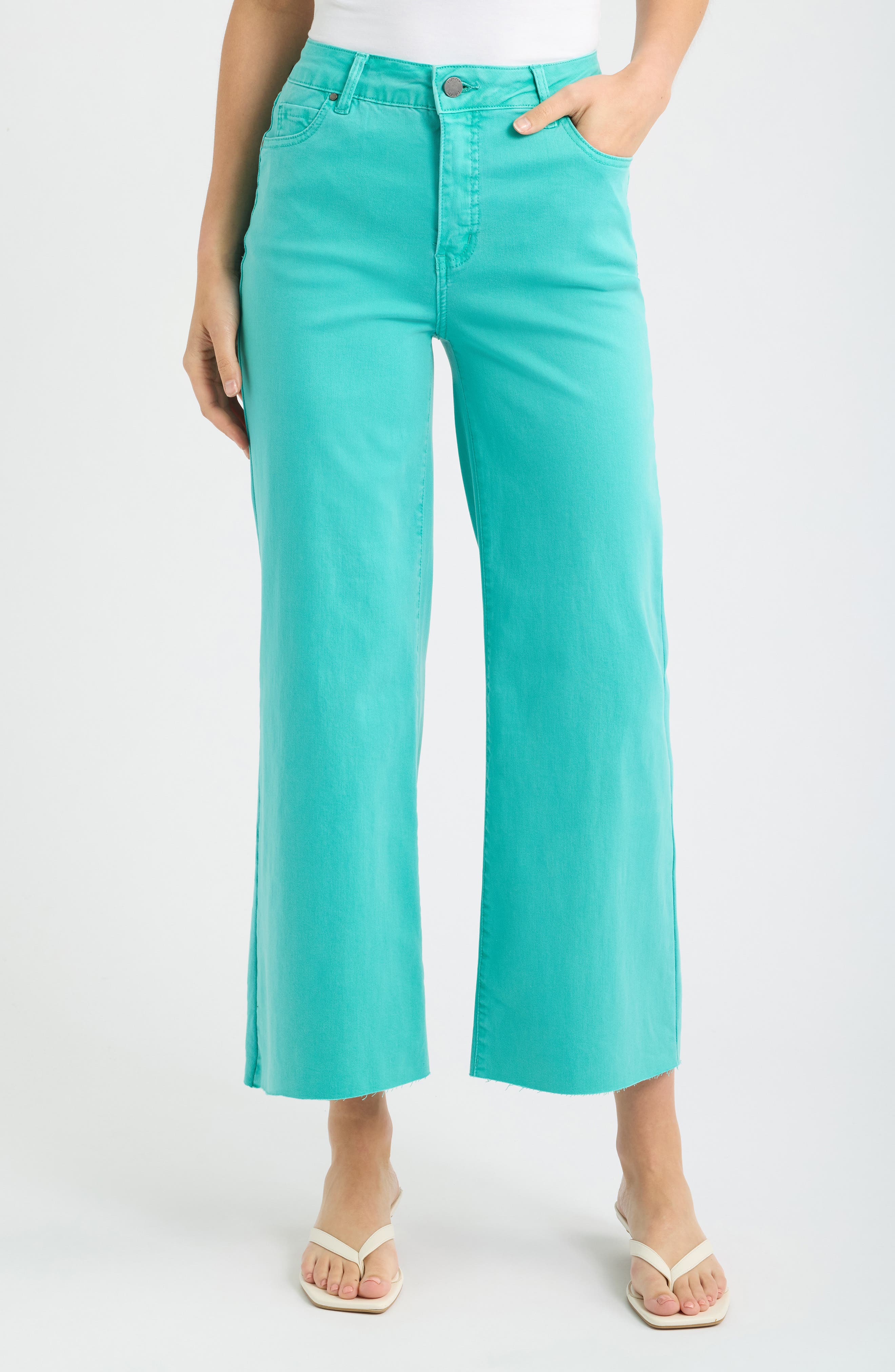 TURQUOISE