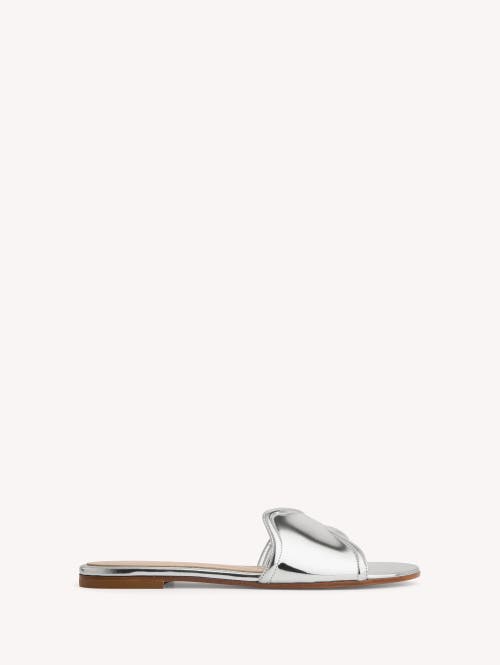 Gianvito Rossi Wavy Metallic Flat Slide Sandals In Silver
