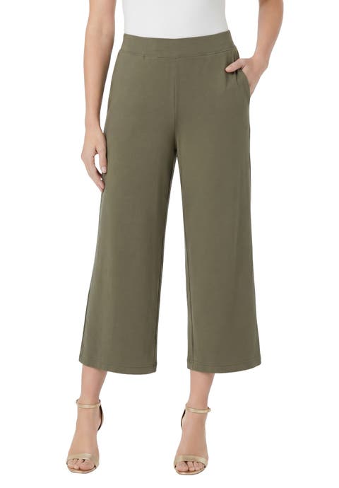 Plus Size Ultra Drape Wide Leg Pull On Capri Pants