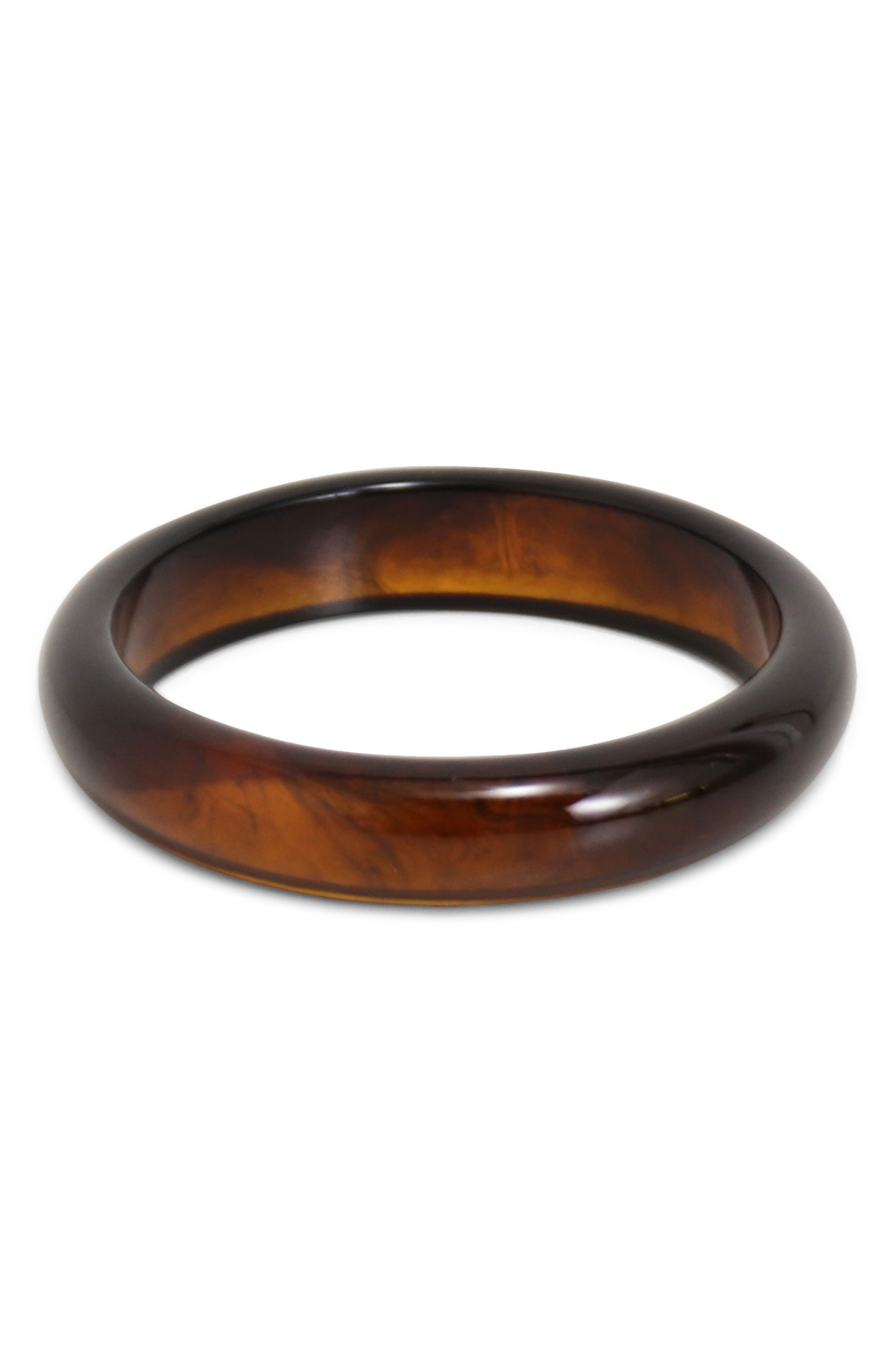 selected BROWN