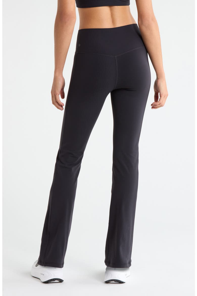 Studio Luxe Piped Bootcut Leggings, Alternate, color, BLACK