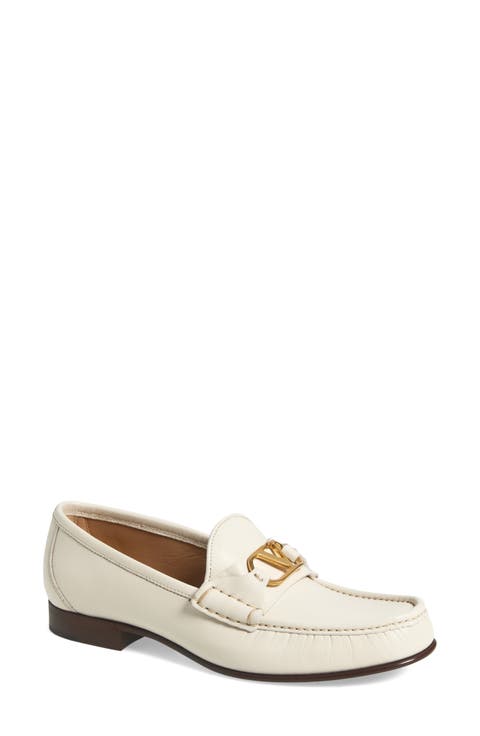 VALENTINO｜FLAT SHOES/LOAFERS (4W0S0HB6 SWH 0NO / 4W2S0H Rockstud Calfskin Loafer for Woman in Black | Valentino US