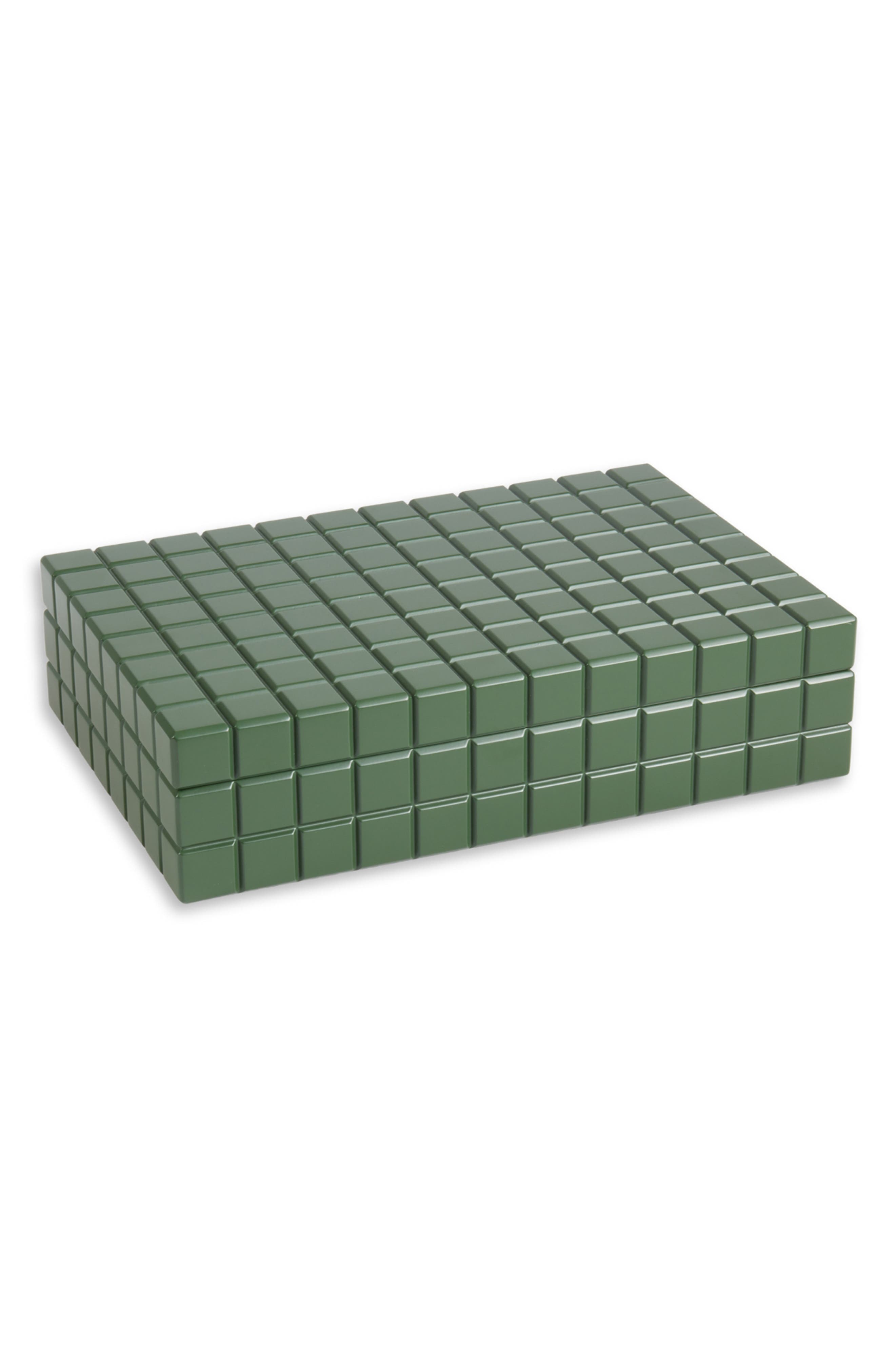 selected GREEN