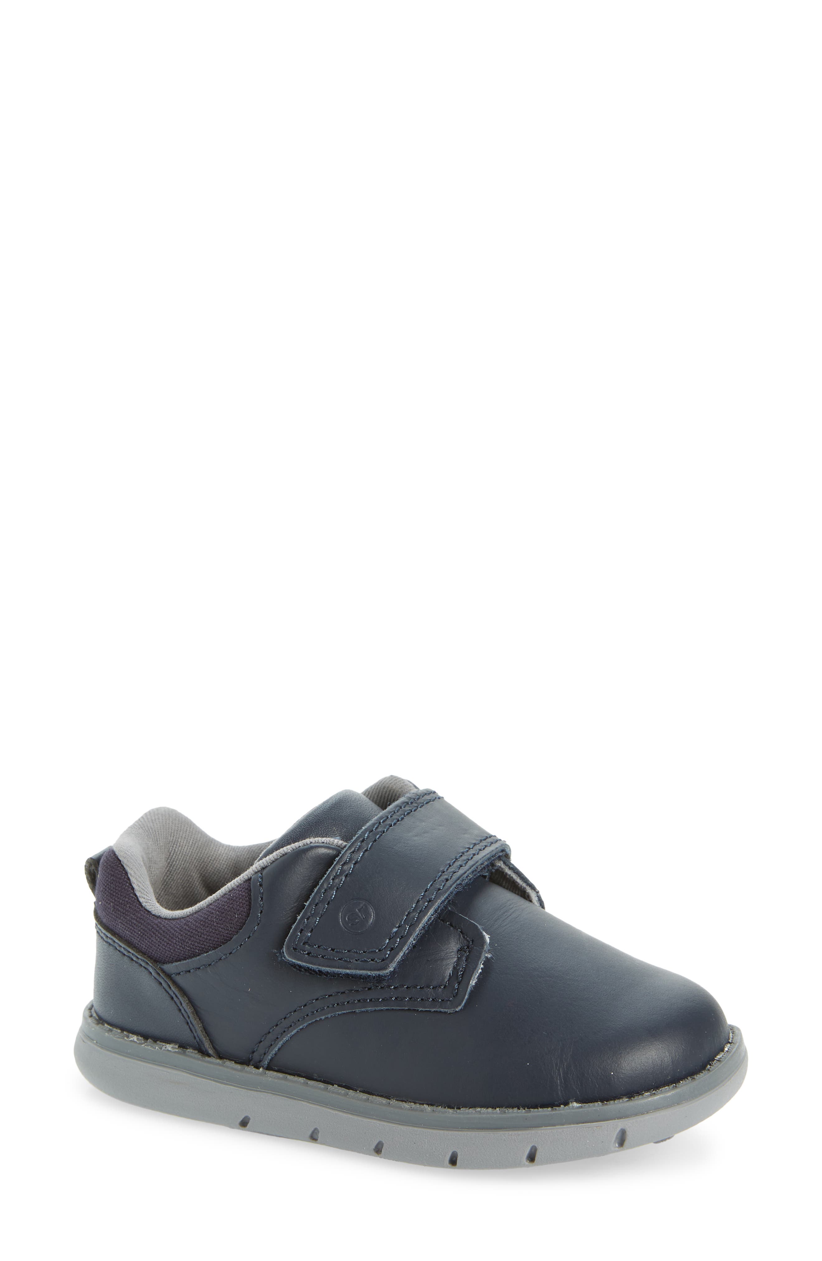 Stride Rite Griffin Sneaker