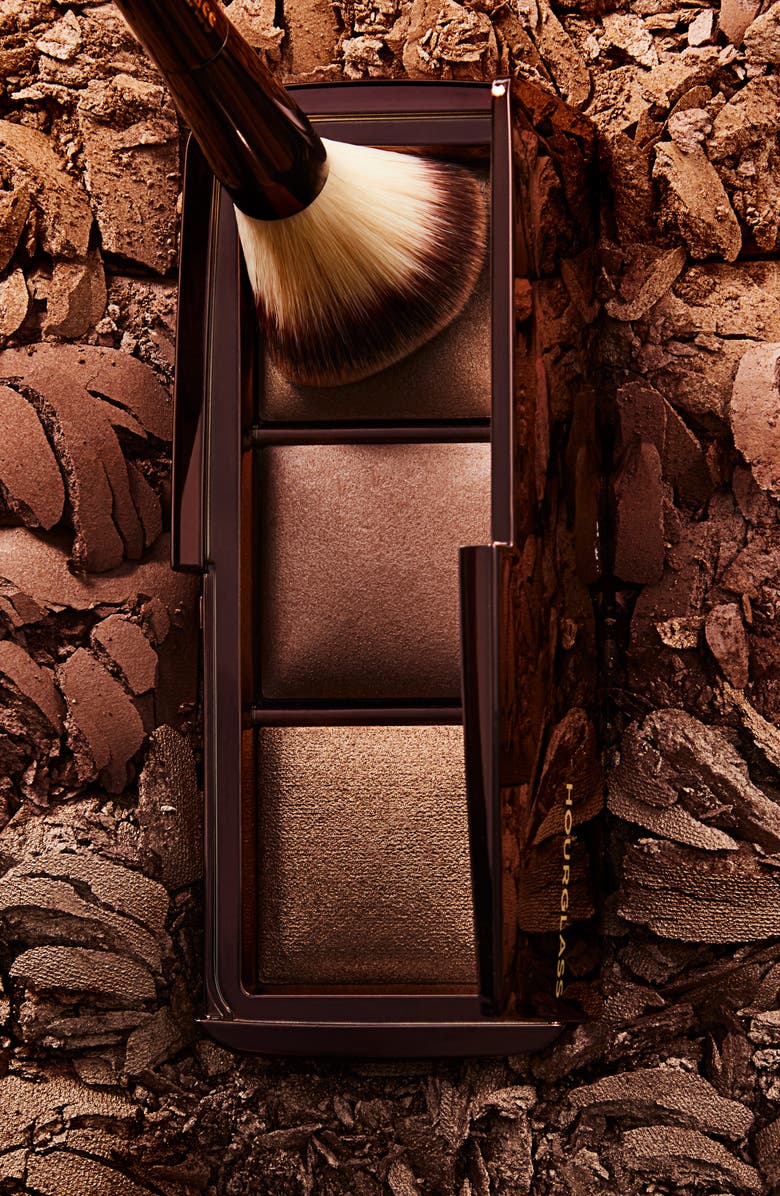 HOURGLASS Ambient Lighting Palette Volume III Finishing Powder & Highlighter Palette, Alternate, color, 
