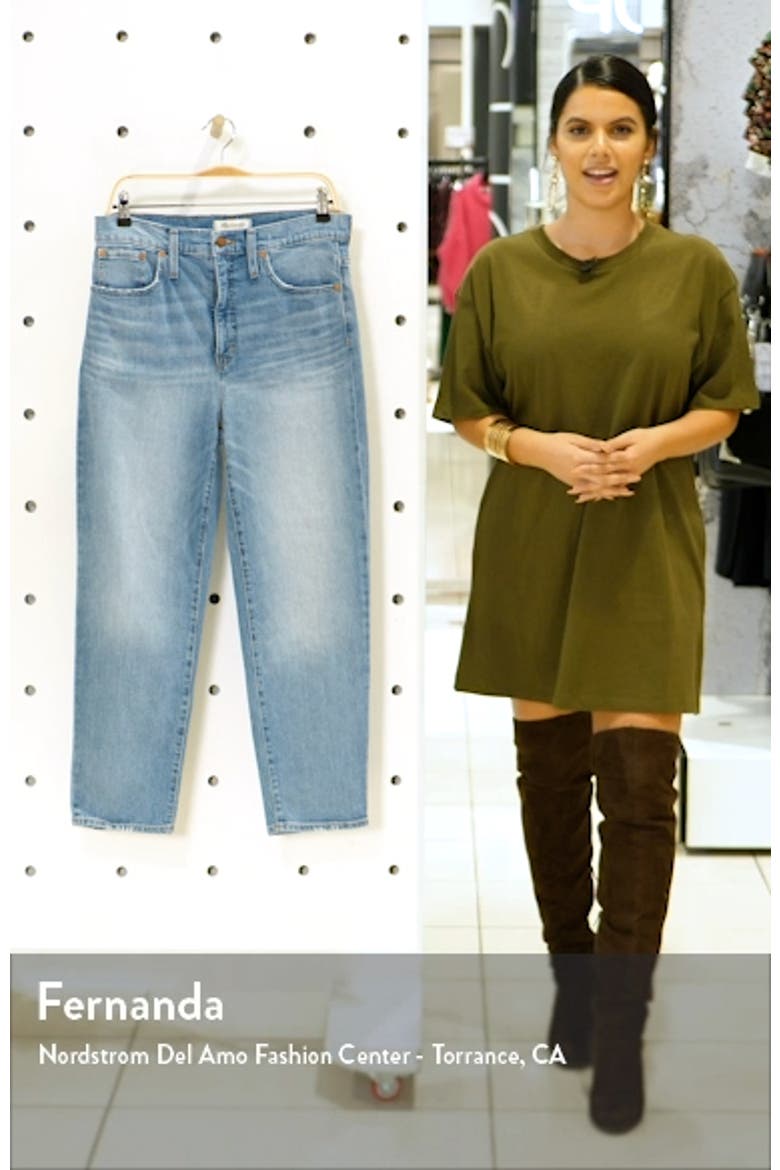 Classic Crop Straight Jeans video