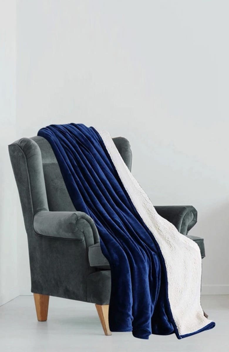 Luxury Home Plush Fleece & Faux Shearling Throw Blanket, Alternate, color, Navy