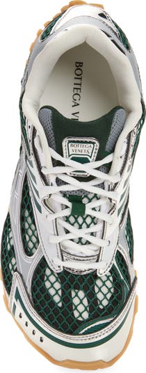 Orbit Low Top Sneaker