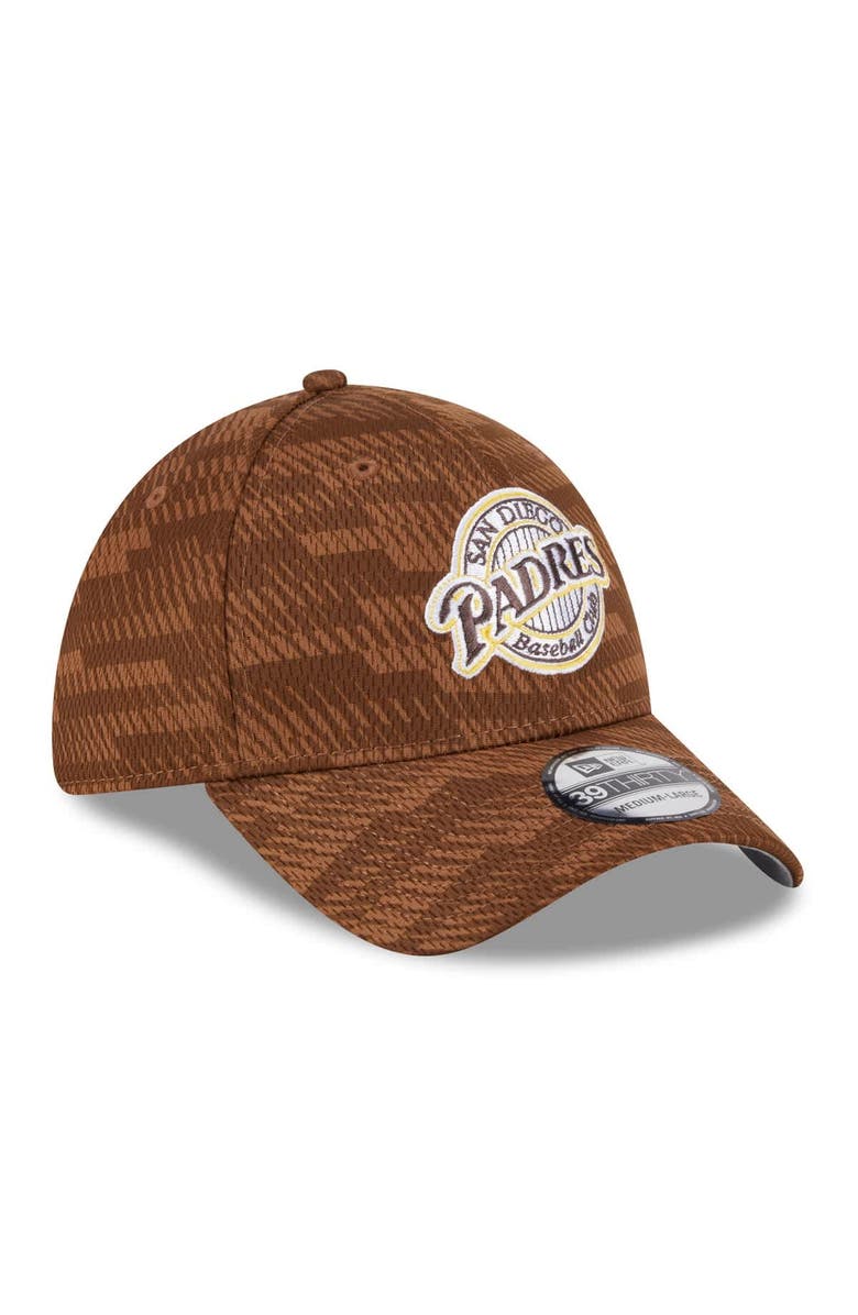 New Era Men's New Era Brown San Diego Padres 2025 MLB Clubhouse 39THIRTY Flex Hat, Alternate, color, Brown