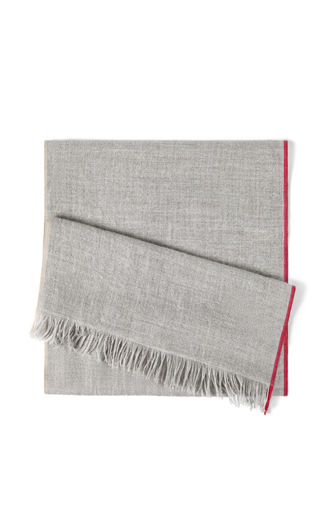 Scarf with selvedge
