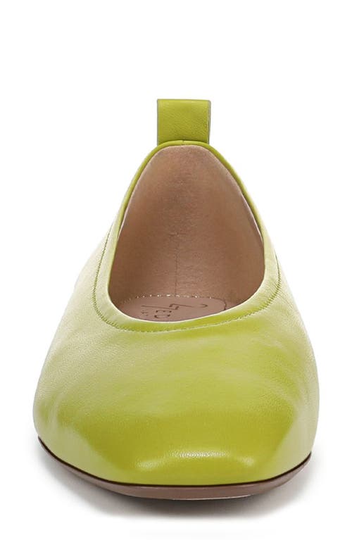 27 Edit Naturalizer Carla Flat In Chartreuse Green