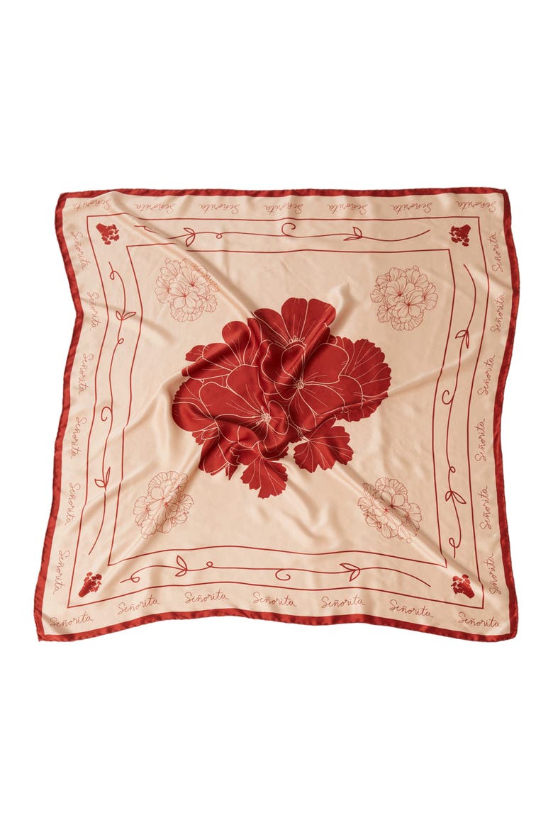 Luisa Scarve, Main, color, Red