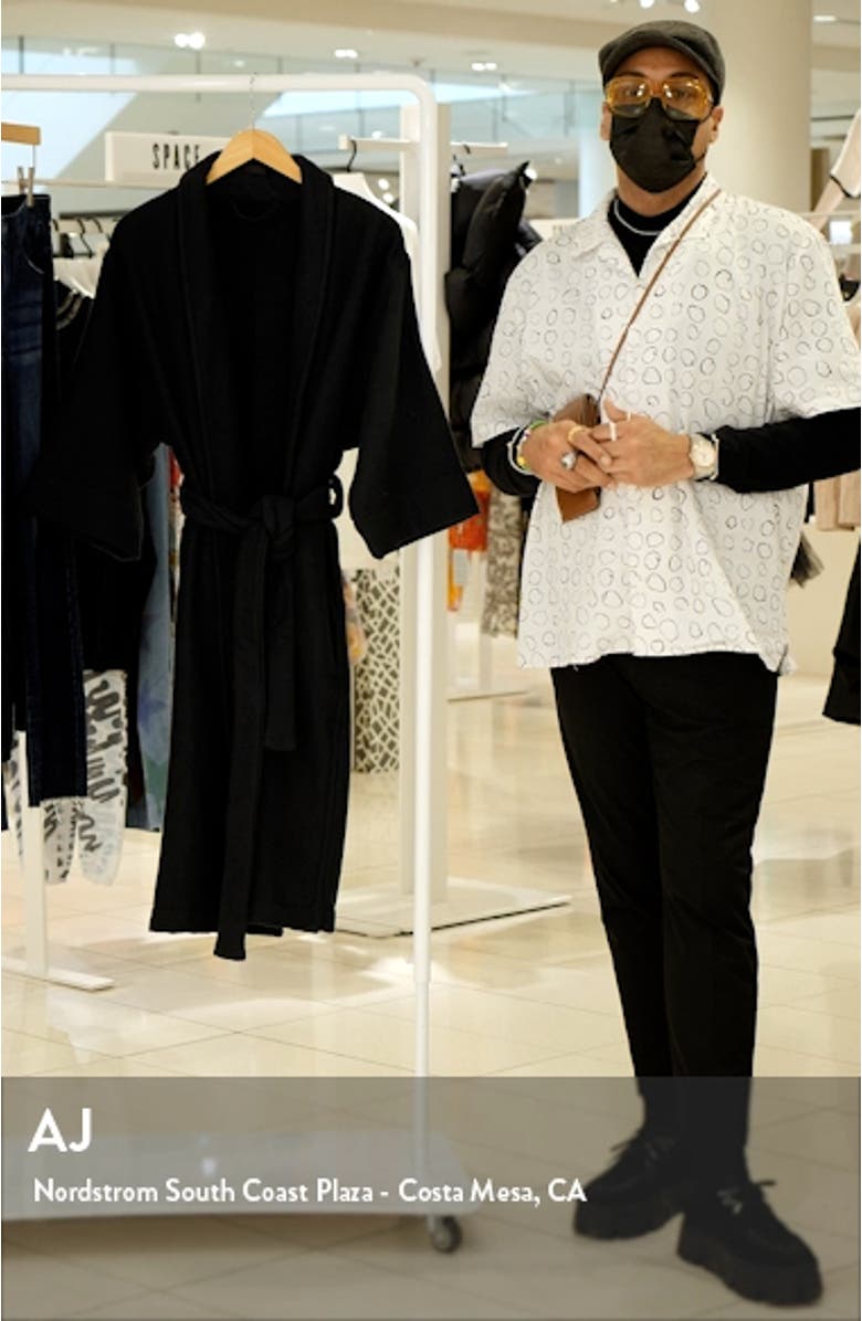 Waffle Weave Cotton Robe, sales video thumbnail