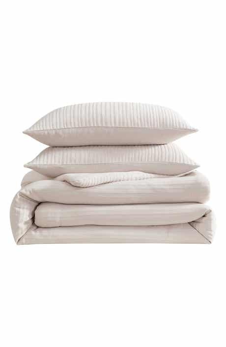 Vera Wang Chenille Comforter & Sham Set