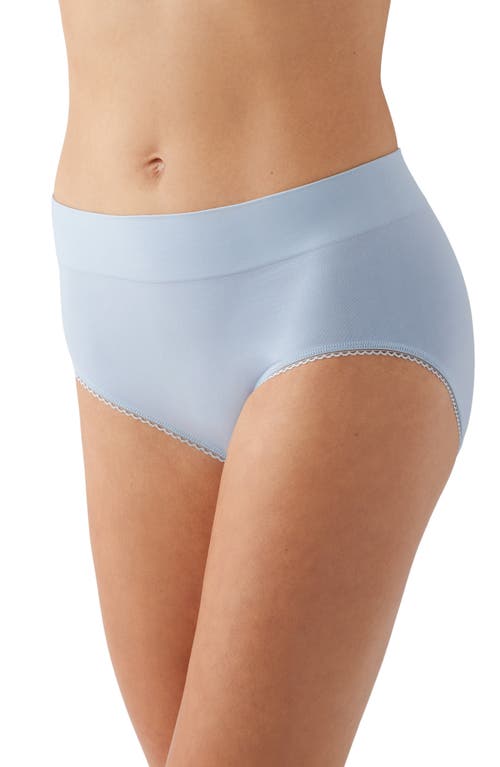 Wacoal Feeling Flexible Seamless Hi Cut Brief