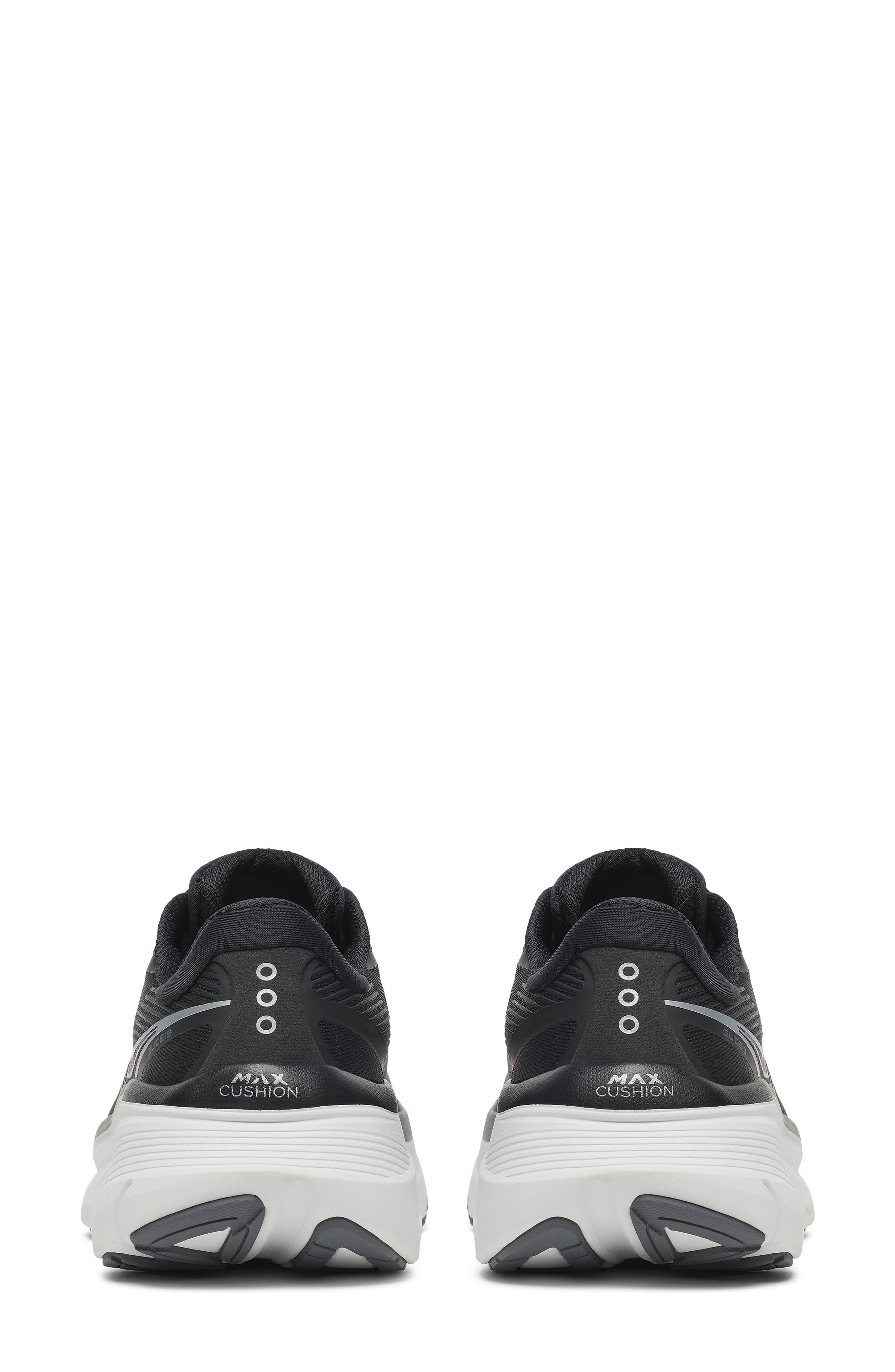 Saucony Guide 19 Running Shoe, Alternate, color, Black/ Silver