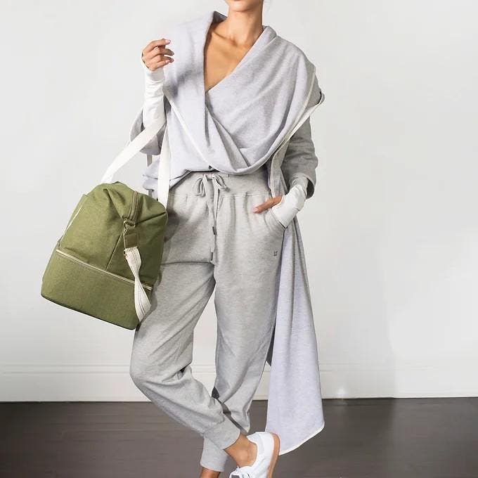 Com-pressi-on Me World Wrap - image 4
