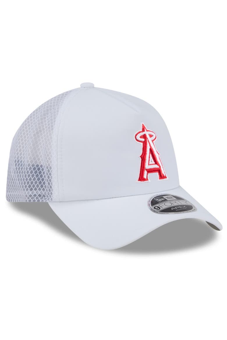 Men's New Era White Los Angeles Angels 2026 Batting Practice Apex 9FORTY Adjustable Trucker Hat, Alternate, color, White