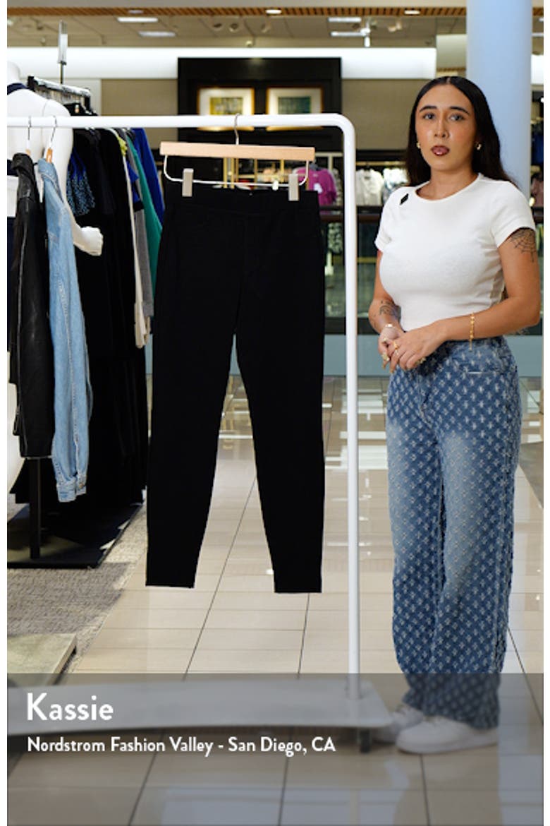 Runway Leggings video