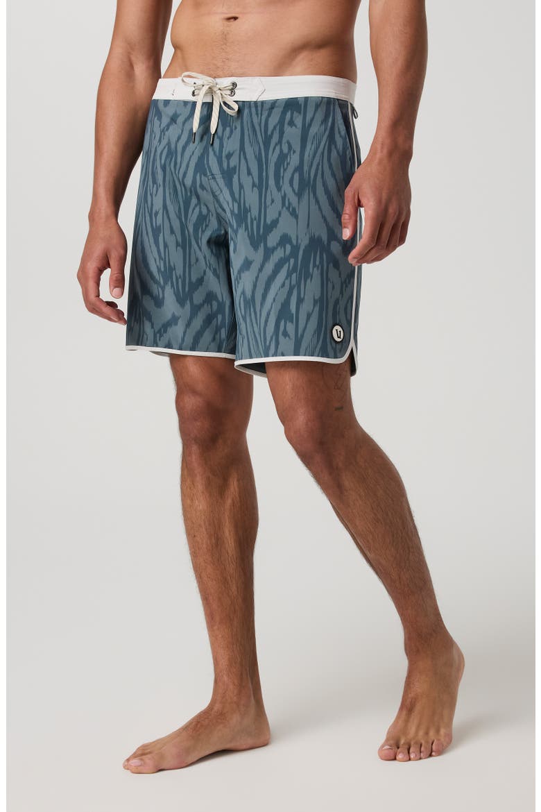 Cruise Hybrid Board Shorts, Alternate, color, BLUE SEA MIRAGE