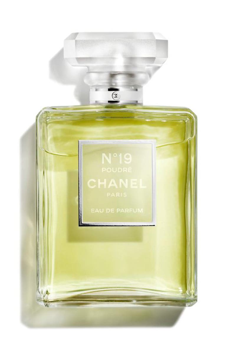 N°19 POUDRÉ Eau de Parfum Spray, Main, color, NO COLOR