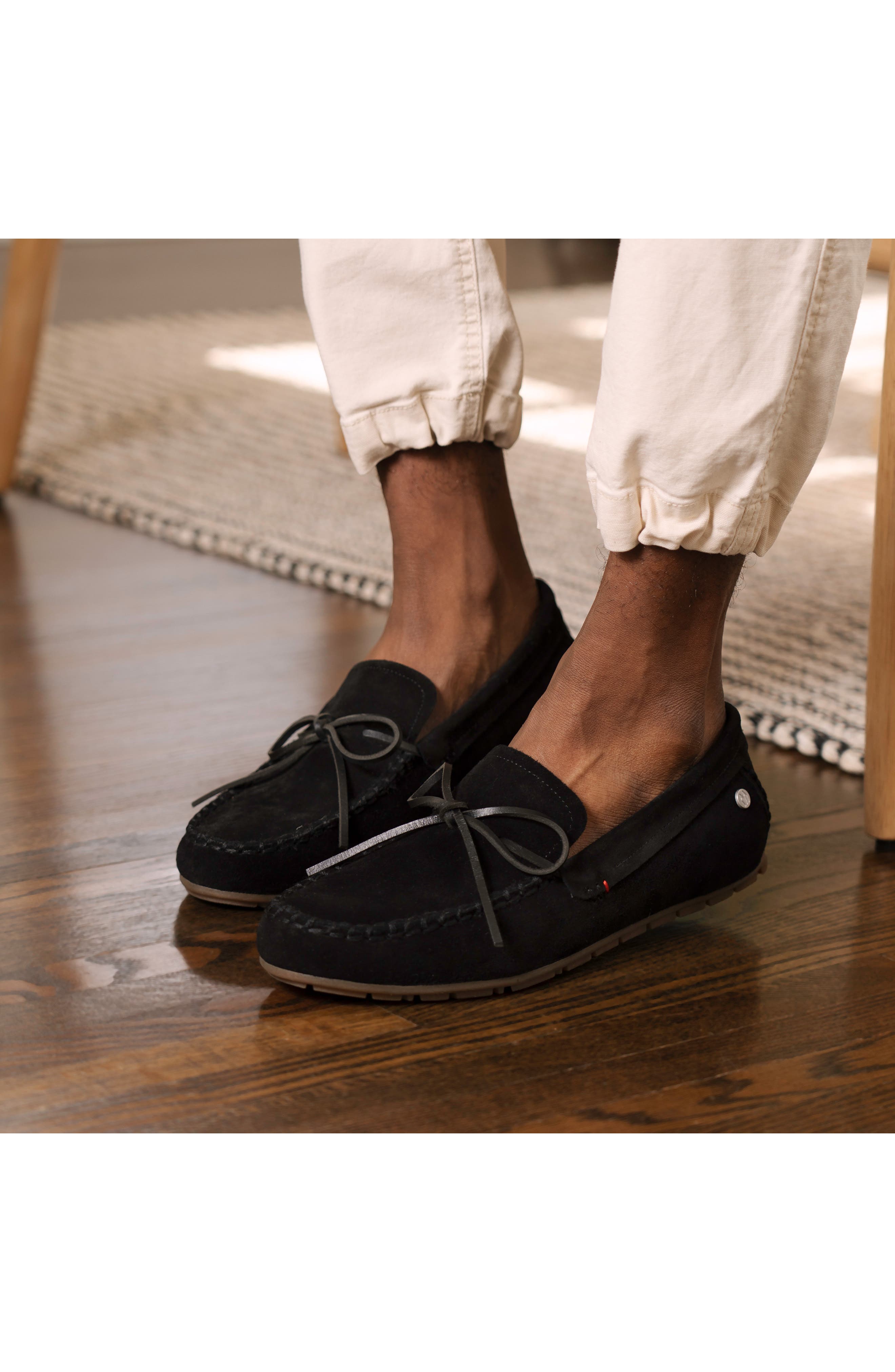 Minnetonka Moc Loafer, Alternate, color, 