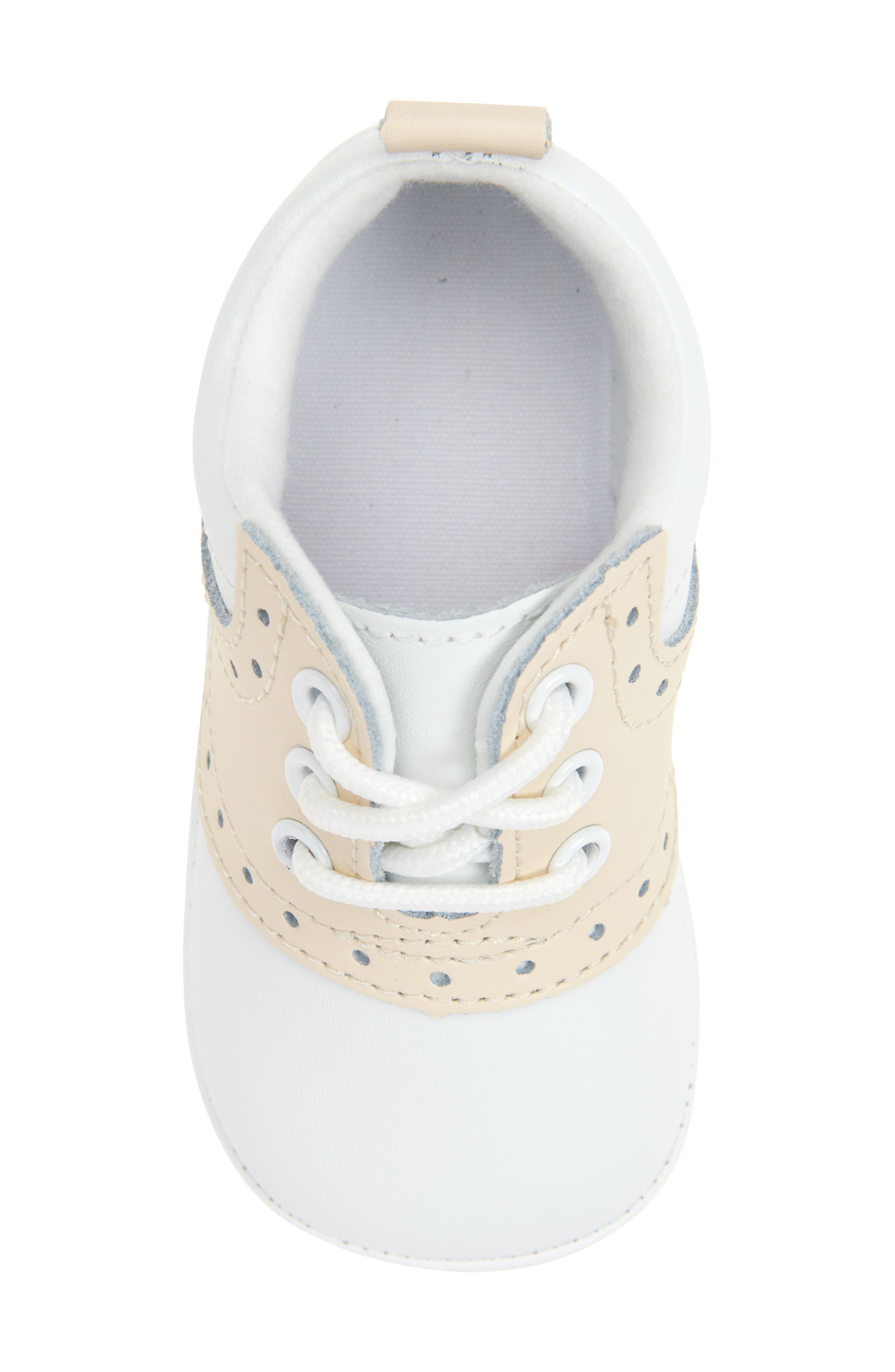 L'AMOUR Addie Crib Shoe, Alternate, color, White/Beige