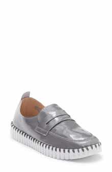 Tulip Loafer