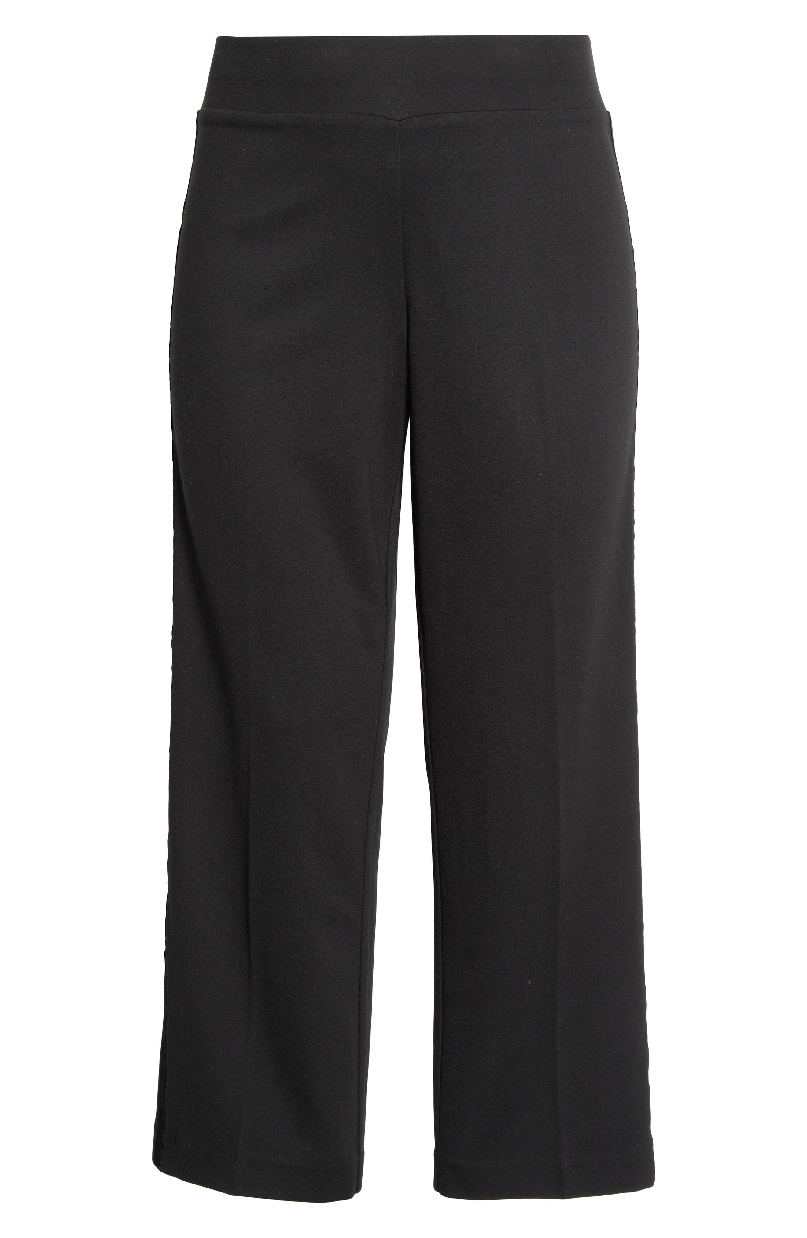 selected JONES BLACK